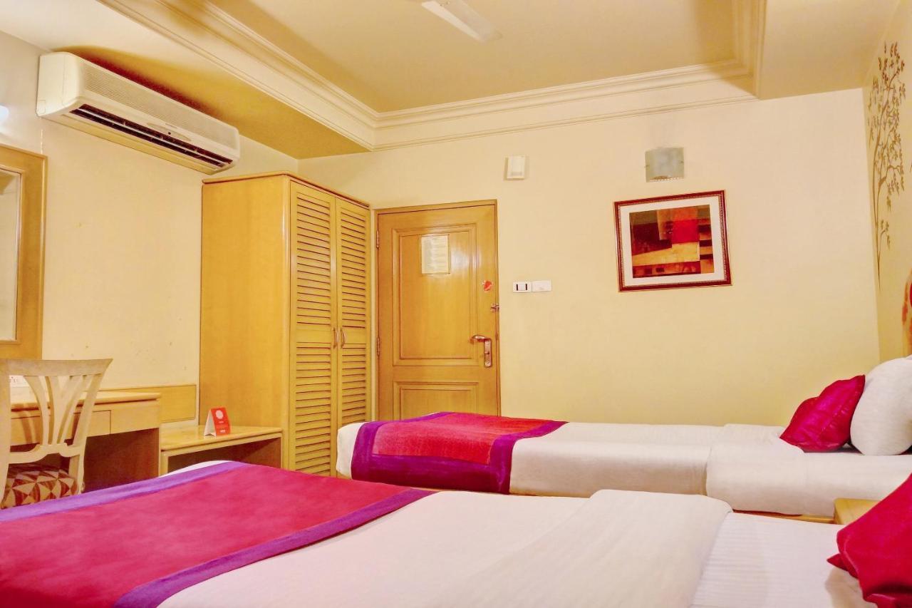 Capital O 333 Hotel Crystal Homes Bangalore Esterno foto