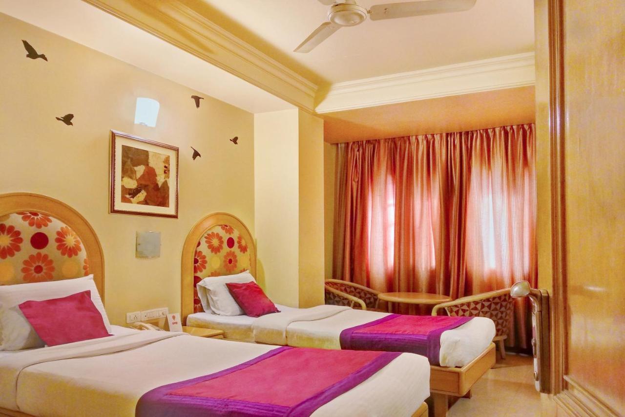 Capital O 333 Hotel Crystal Homes Bangalore Esterno foto