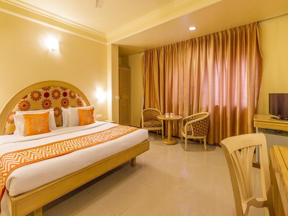 Capital O 333 Hotel Crystal Homes Bangalore Esterno foto