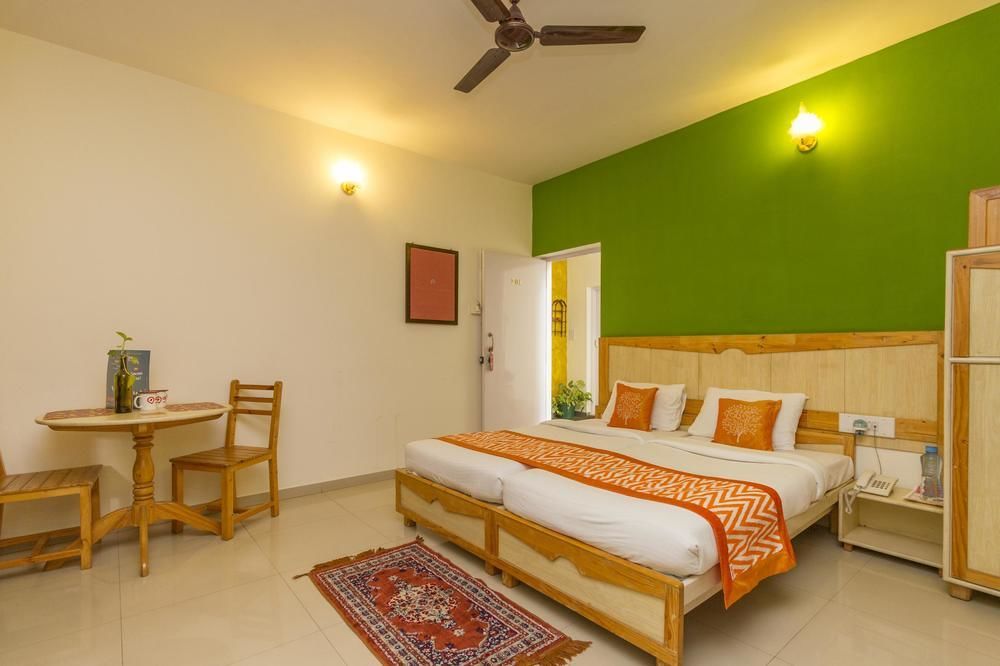Capital O 333 Hotel Crystal Homes Bangalore Esterno foto