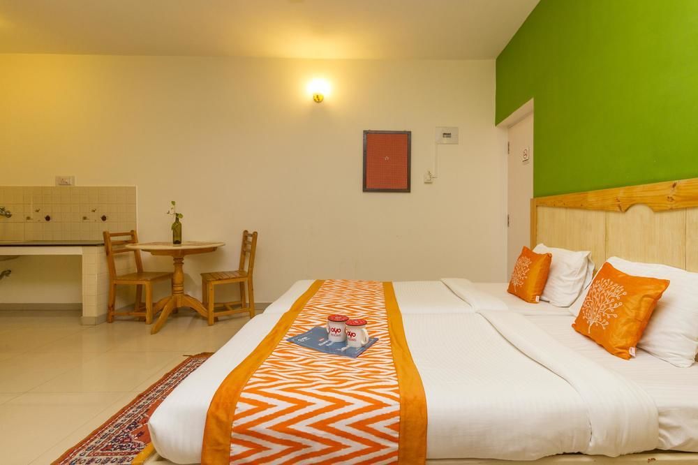 Capital O 333 Hotel Crystal Homes Bangalore Esterno foto